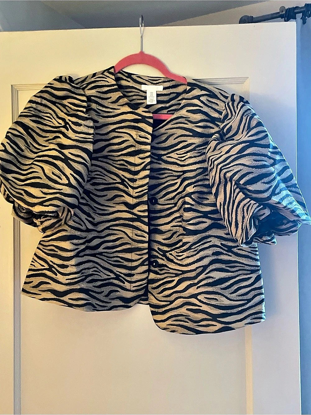 H&Medium Puff-Sleeved Blouse Animal Print Brown & Black Medium